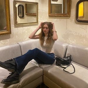 Meet your Posher, Stella